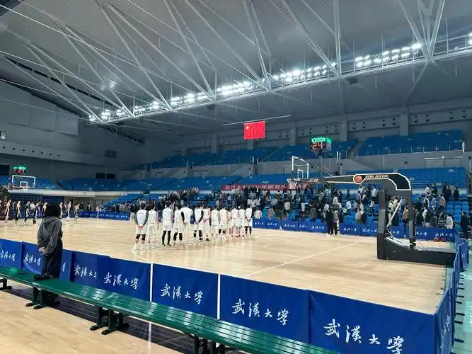 武汉大学篮球馆 - 武汉场馆照片