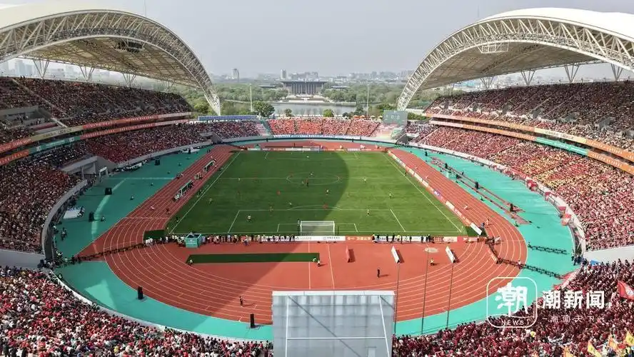 嘉兴业余足球俱乐部主场 - 嘉兴场馆照片