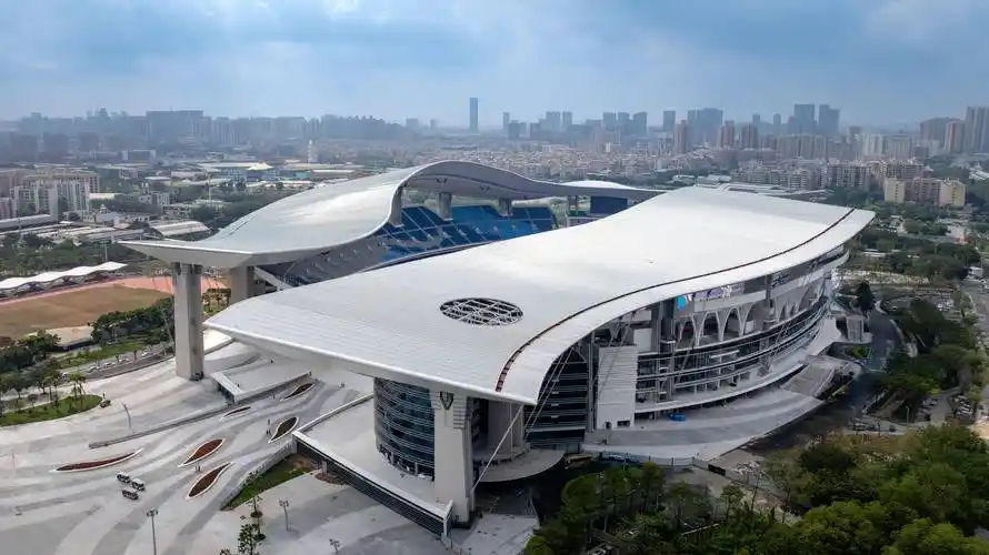 汕头奥体足球场 - 汕头场馆照片