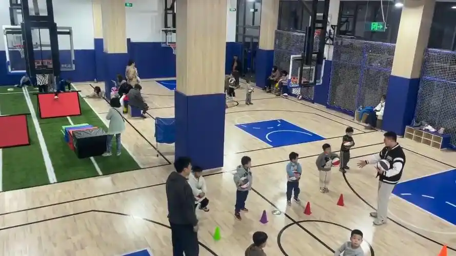 衢州龙游县篮球馆 - 衢州场馆照片