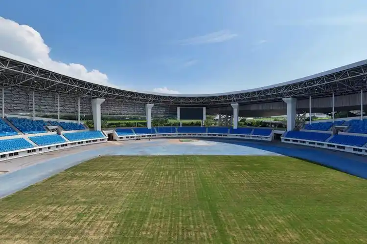 南京军区体工大队康乐馆足球场 - 南京场馆照片