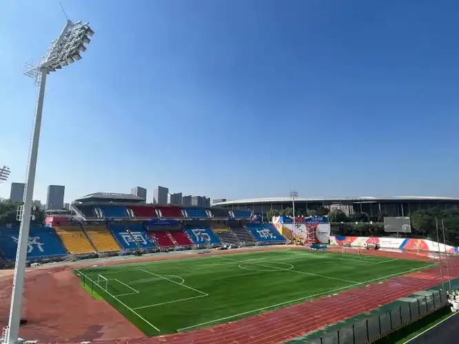 唐山古冶区足球场 - 唐山场馆照片