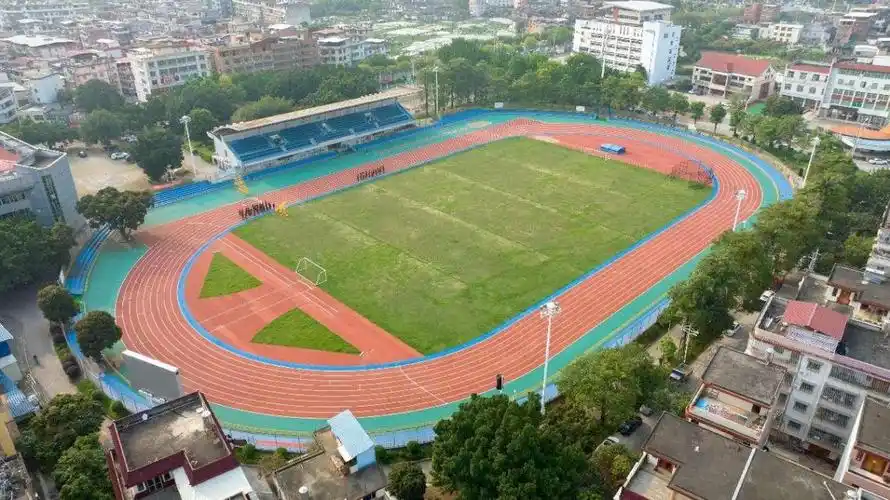 福建泉州永春县足球场 - 泉州场馆照片