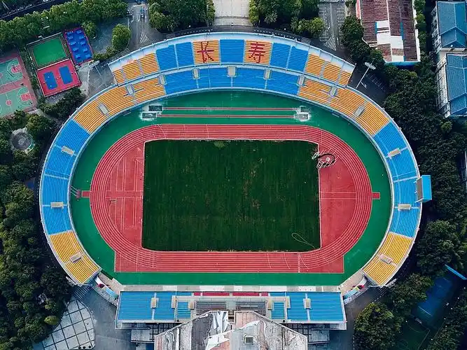重庆长寿区足球场 - 重庆场馆照片